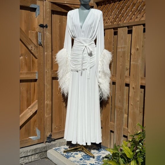 🆕 BRONX & BANCO 🧿 NWOT Geisha Blanc Feather-Trim Maxi Dress, White - Sz S US 4 - Picture 4 of 14